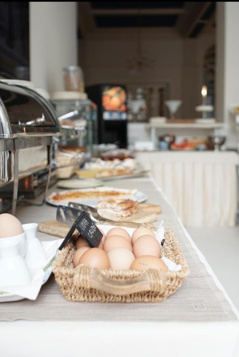 Breakfast, Buffet breakfast