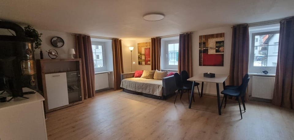 Living room, Photo of the whole room