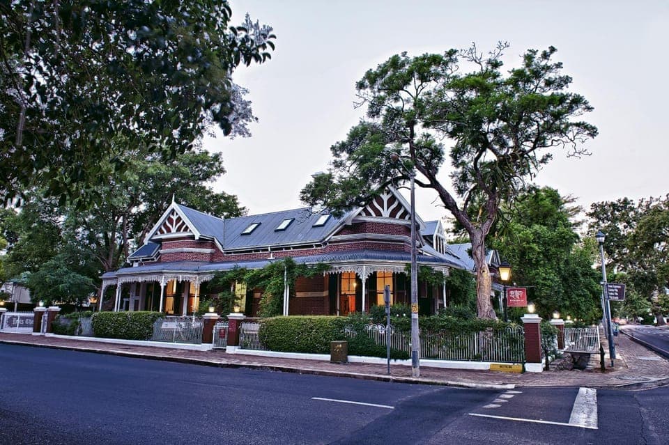 Property building, Neighbourhood, Street view