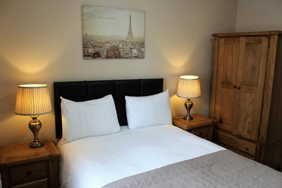Wild Atlantic Accommodation 68 Burnside Park Apartment in Letterkenny