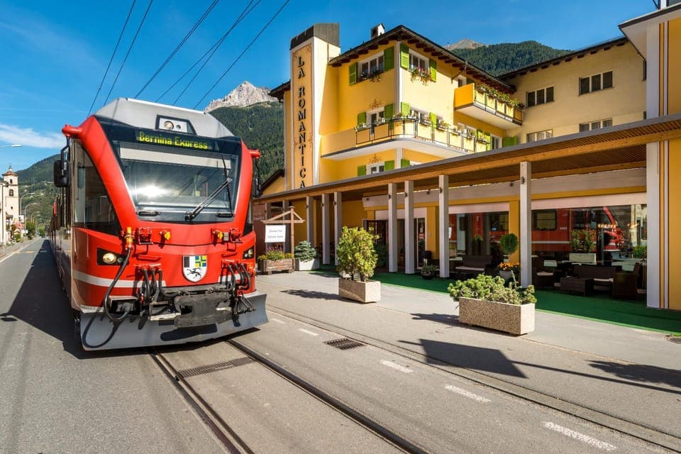 Property building, Day, City view, Mountain view