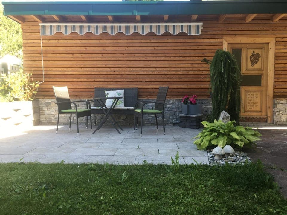 Garden, Balcony/Terrace