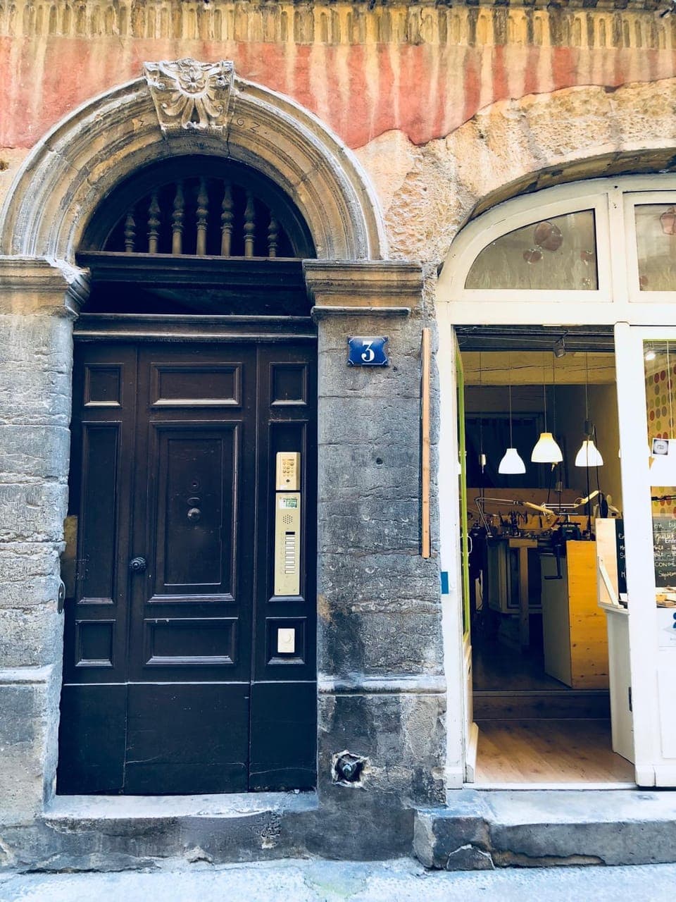 Property building, Facade/entrance