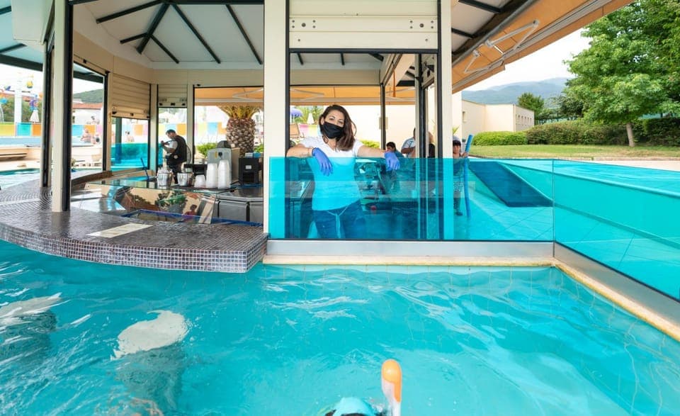 Lounge or bar, Swimming pool