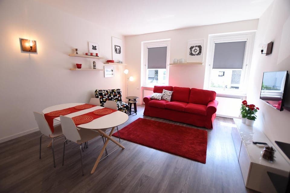 Living room, Seating area, Dining area