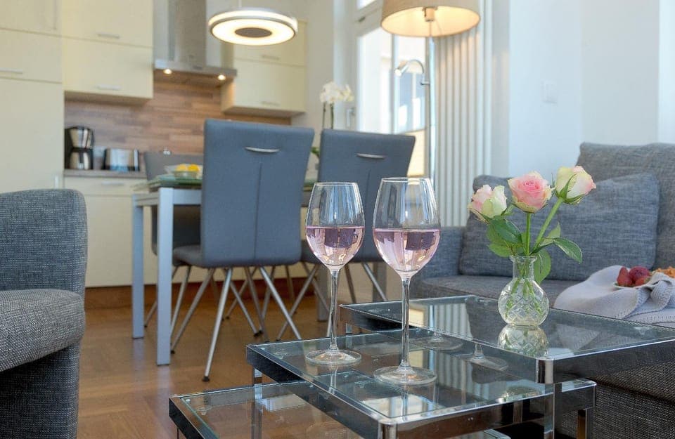 Kitchen or kitchenette, Living room, Dining area