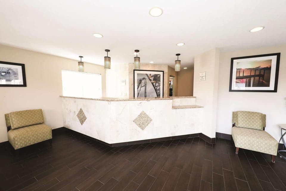 Lobby or reception, On site