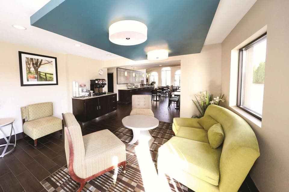 Lobby or reception, On site