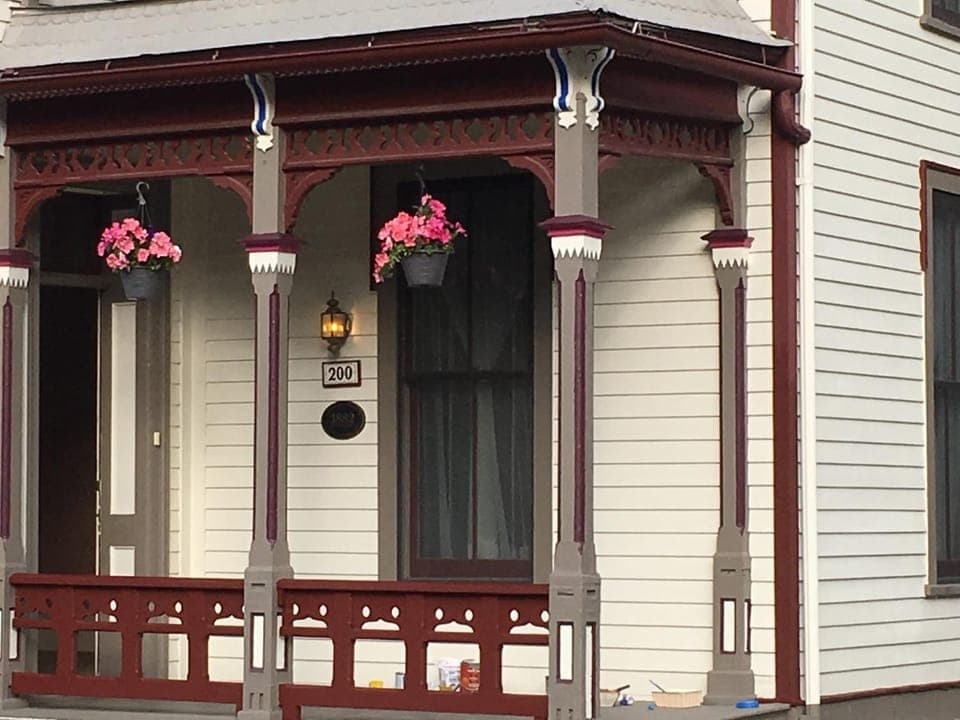 Facade/entrance