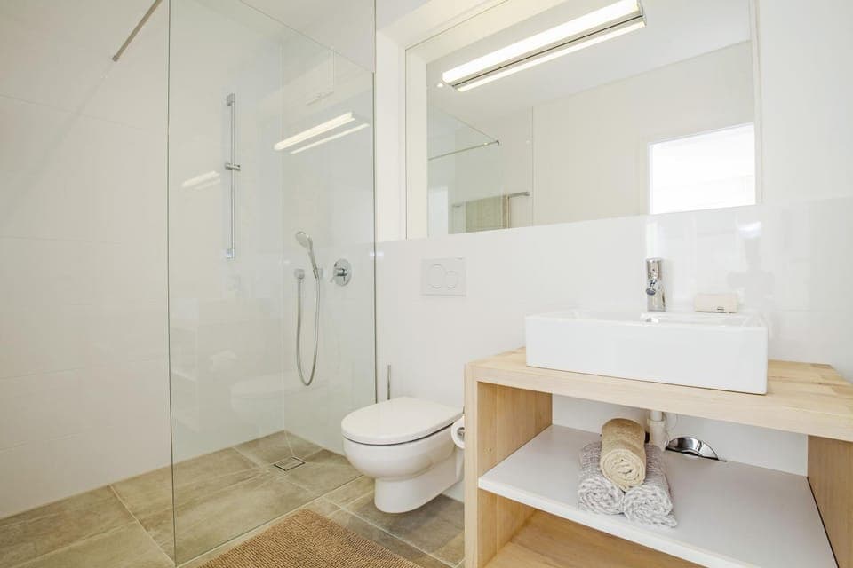 Toilet, Bathroom, Photo of the whole room