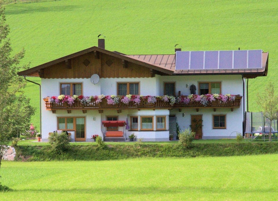 Facade/entrance, On site