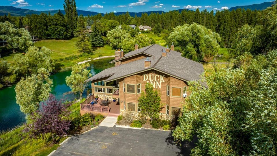 Property building, Natural landscape, Bird's eye view
