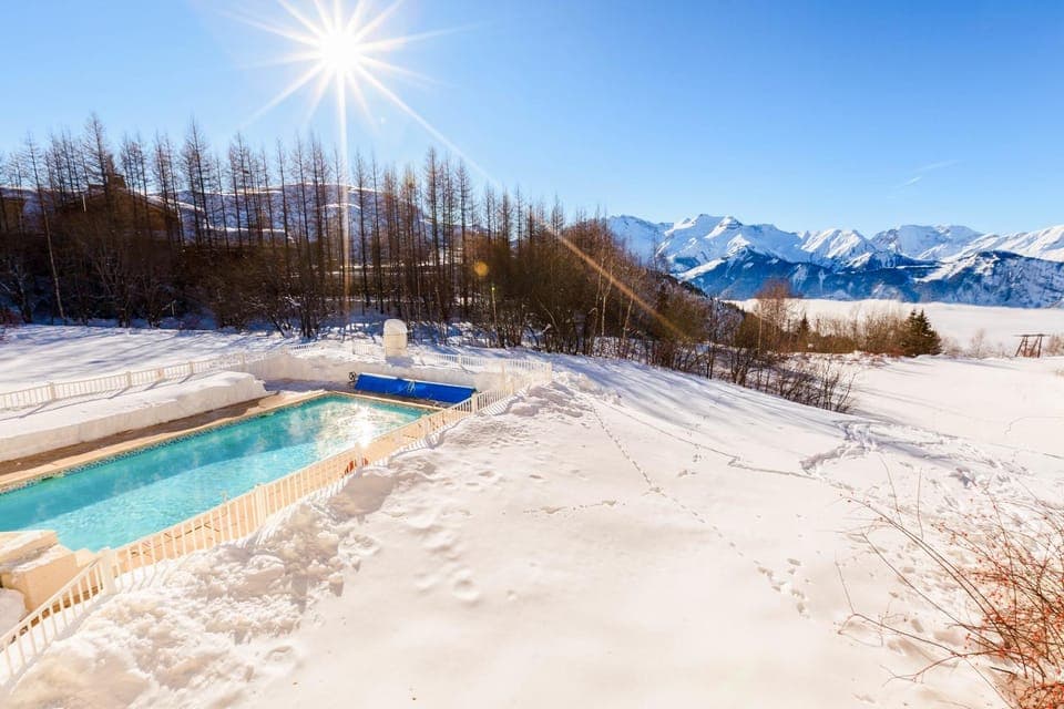 Winter, Swimming pool