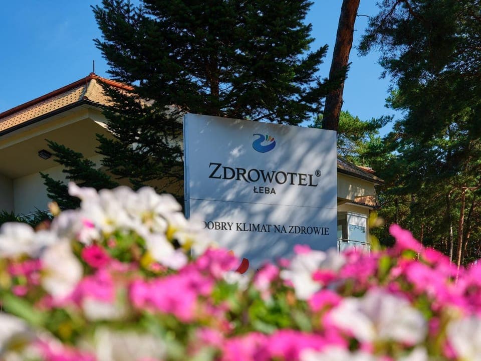 Property building, Property logo or sign, Logo/Certificate/Sign, Garden view, Area and facilities