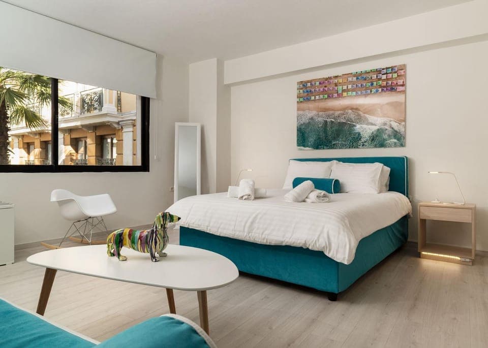 Bed, Bedroom