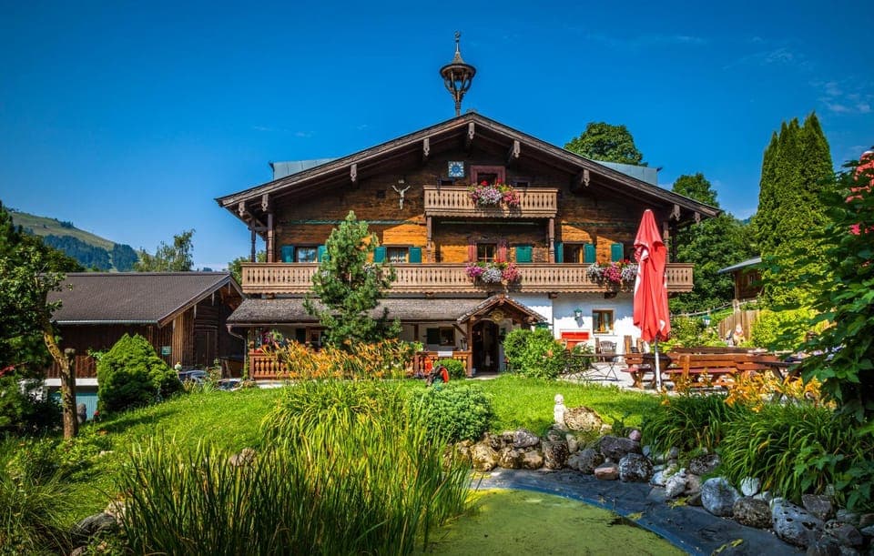 Property building, Garden