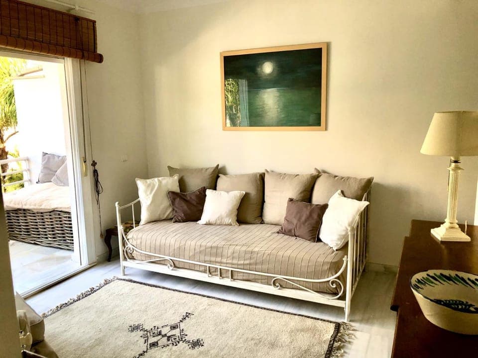 Living room, Bedroom