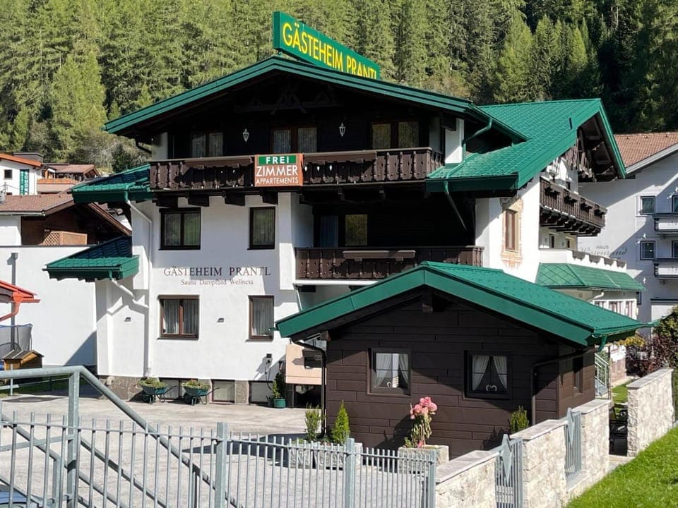 Property building, Spring