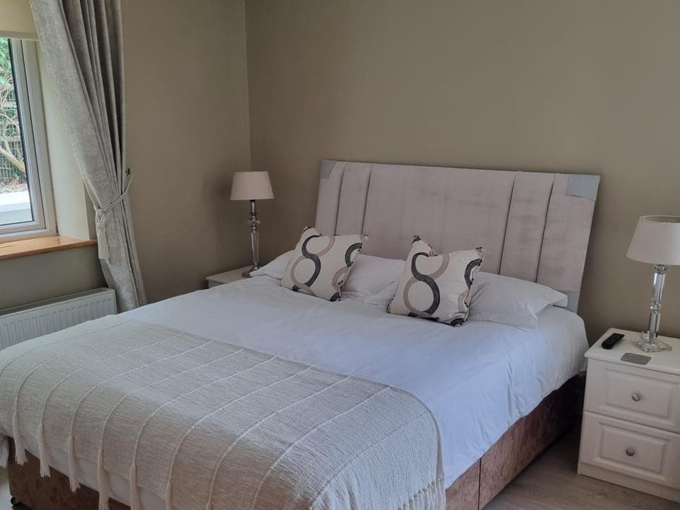 Rowanville Lodge Bed and Breakfast in County Sligo