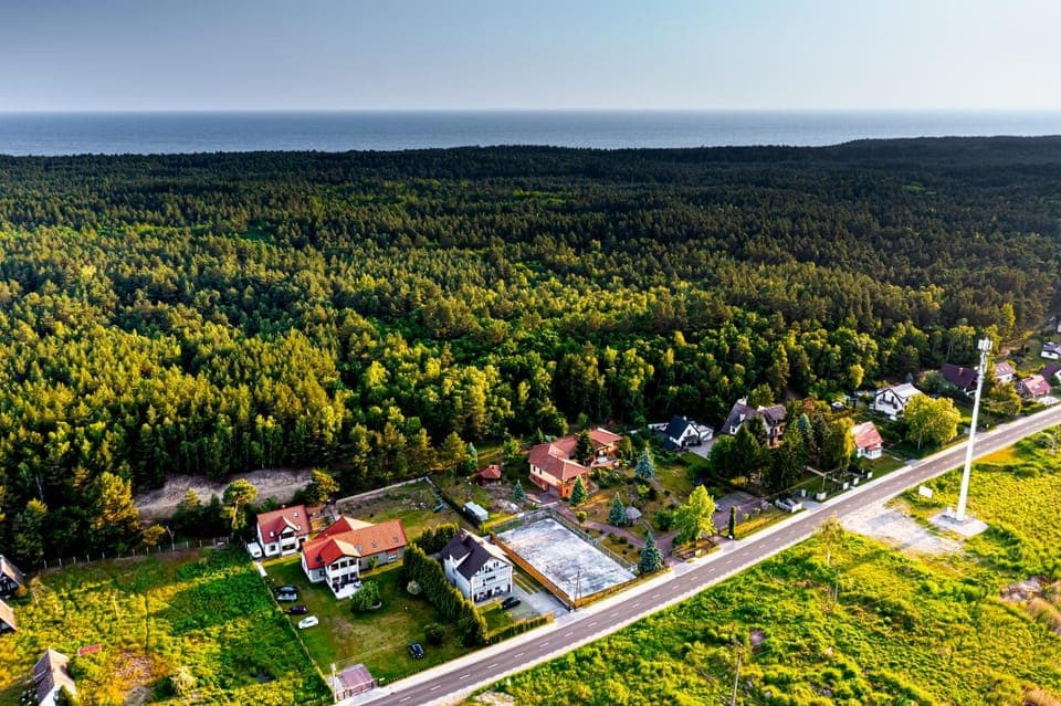 Property building, Day, Neighbourhood, Bird's eye view, Sea view, Street view
