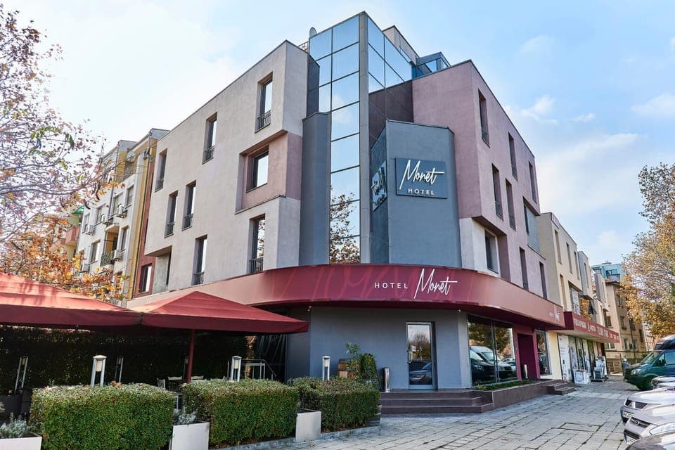 Facade/entrance, Property logo or sign