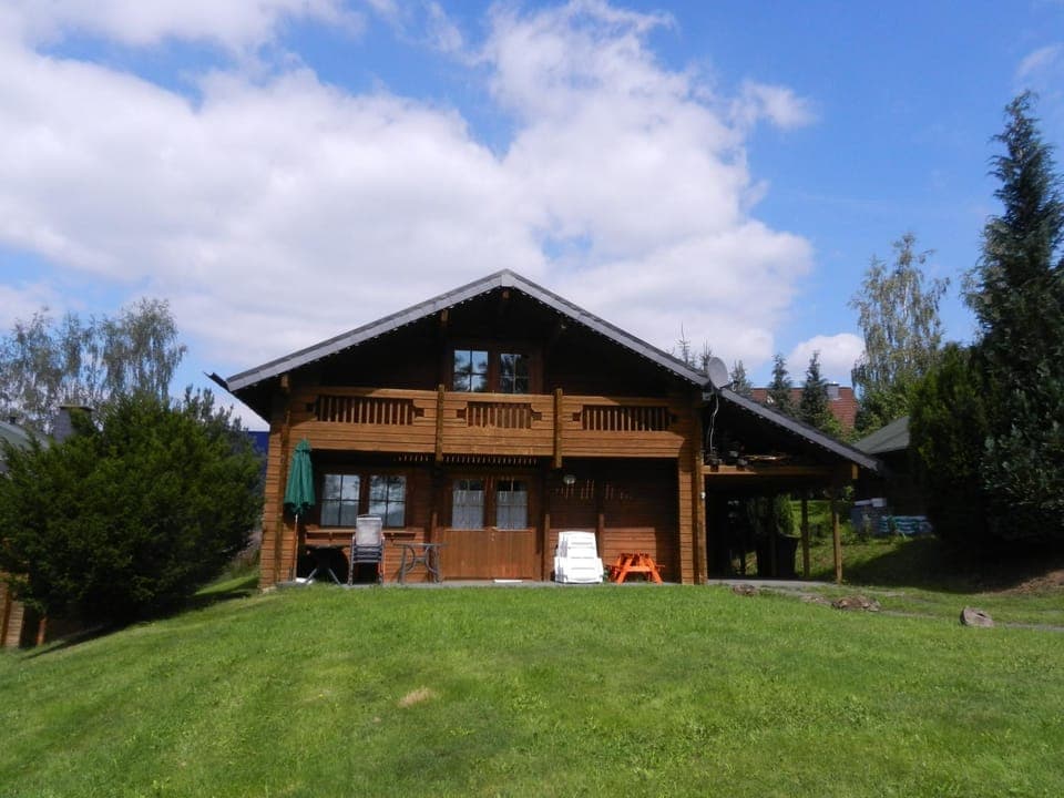 Facade/entrance, Spring, Day, Winter, Summer, Autumn, On site, Seasons