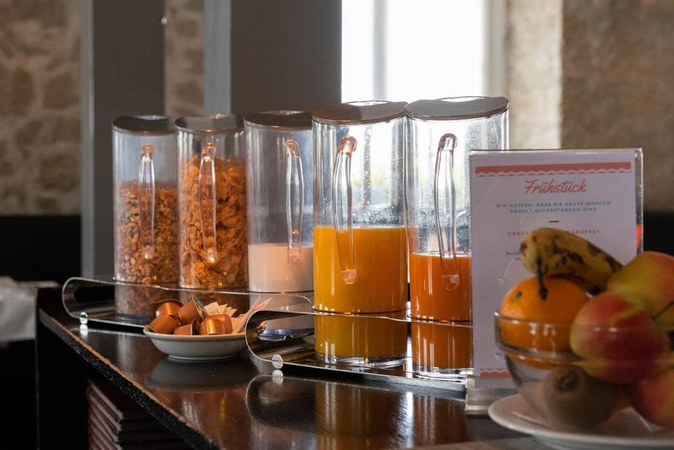 Food and drinks, Decorative detail, Breakfast