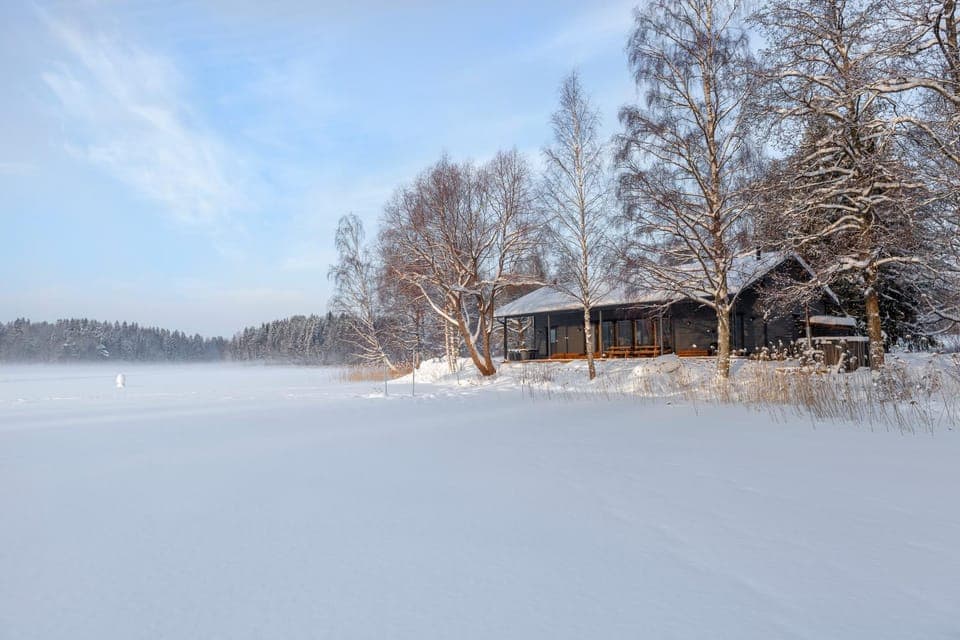 Property building, Natural landscape, Winter