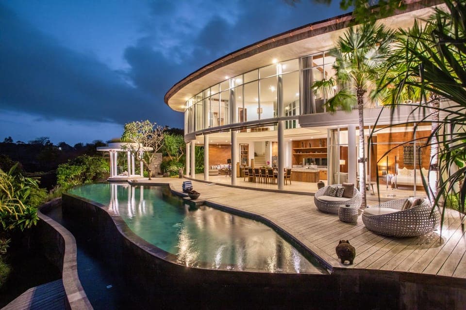 Property building, Patio, BBQ facilities, Balcony/Terrace, Garden view, Pool view, Swimming pool