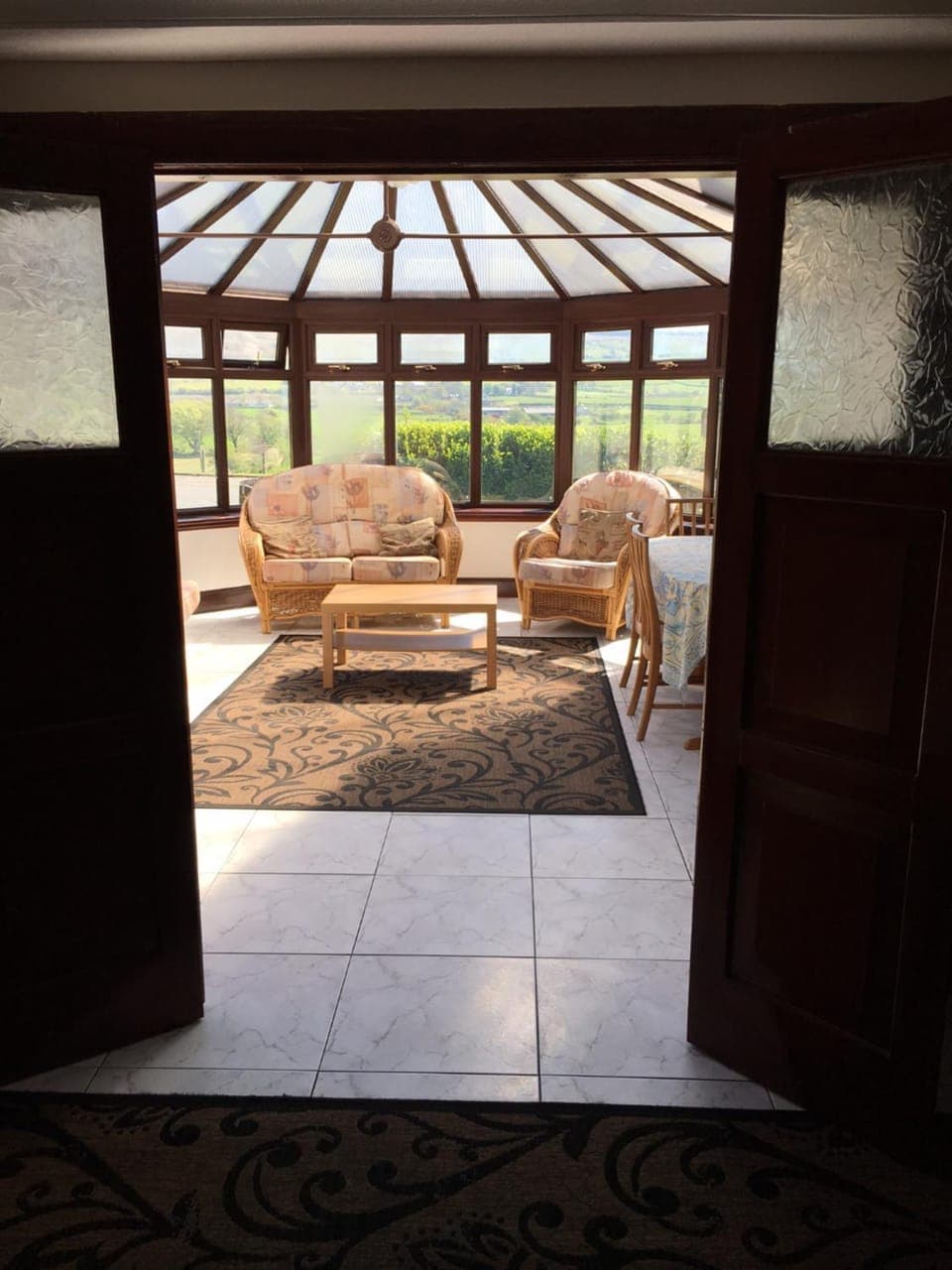 Communal lounge/ TV room, Garden view, Mountain view, Sea view, Family