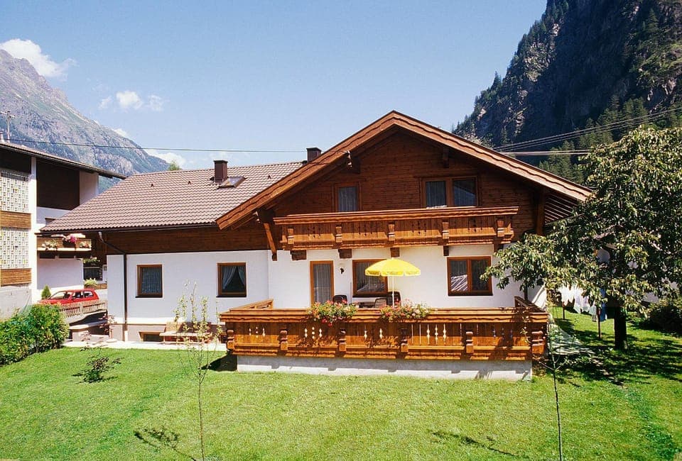 Patio, Spring, Natural landscape, Garden view, Mountain view