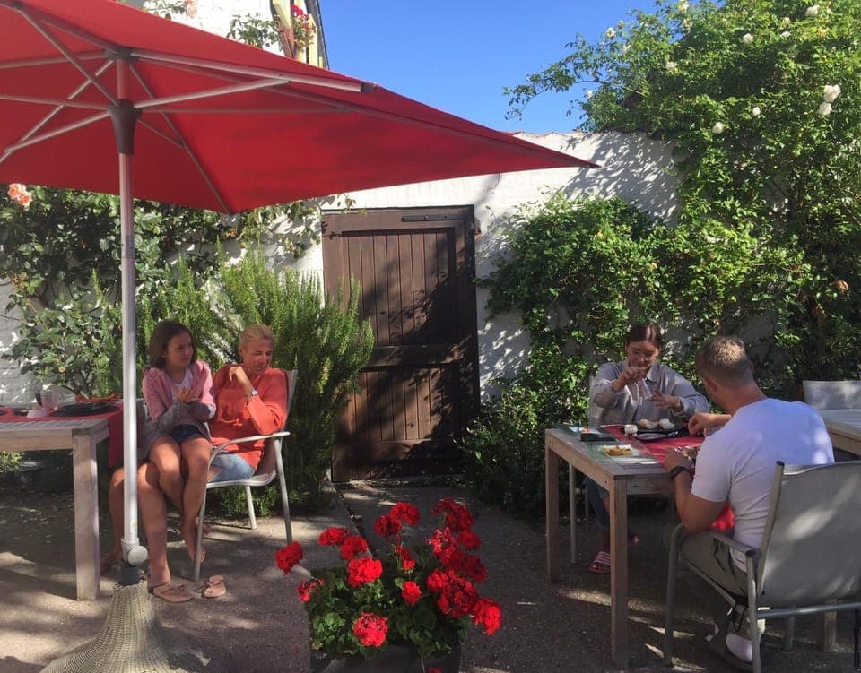 Garden, Balcony/Terrace, Dining area, Guests, Garden view