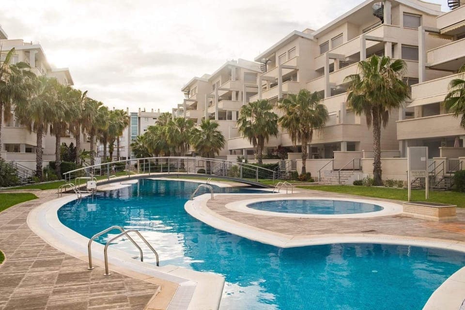 Swimming pool, Inner courtyard view