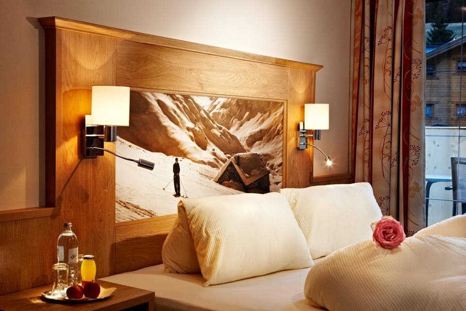 Decorative detail, Bedroom