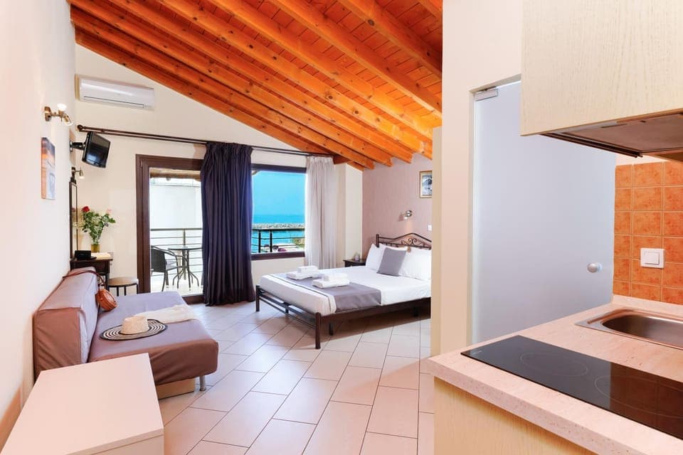 Photo of the whole room, Bedroom, air conditioner