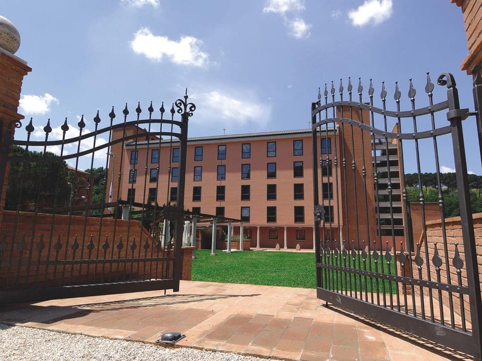 Bird's eye view, Inner courtyard view