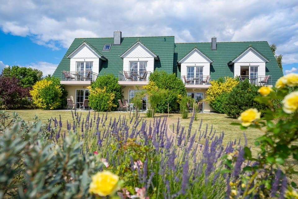 Property building, Garden