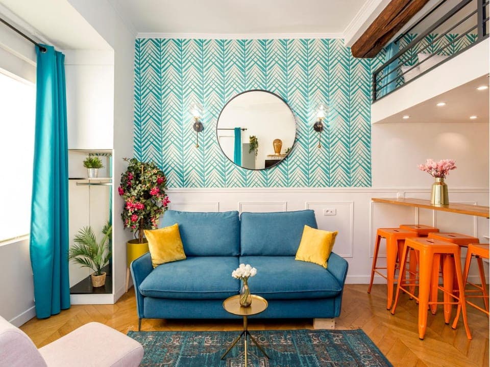 Living room, Dining area