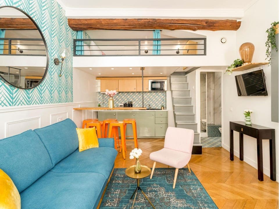 TV and multimedia, Kitchen or kitchenette, Living room, Dining area