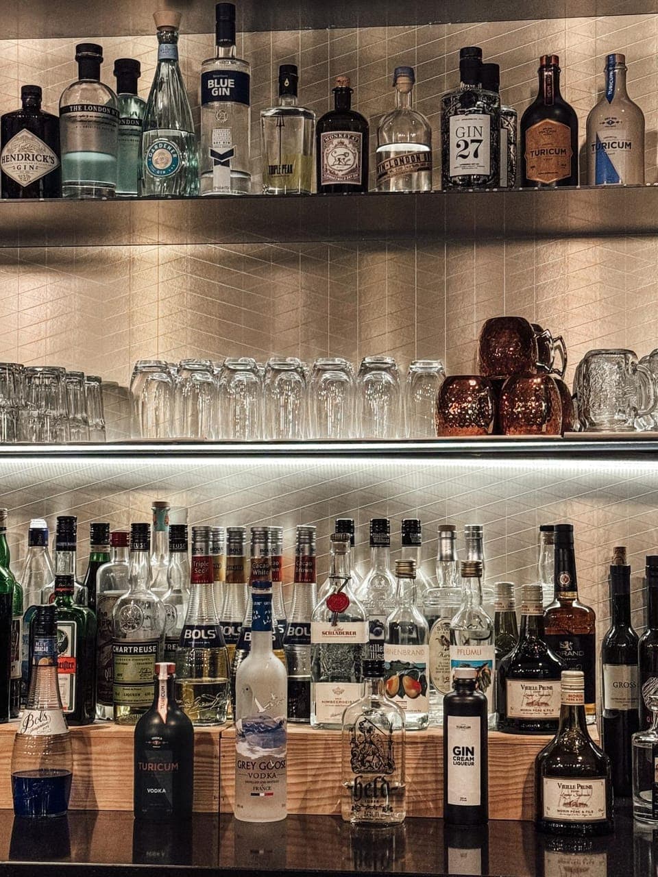 Lounge or bar