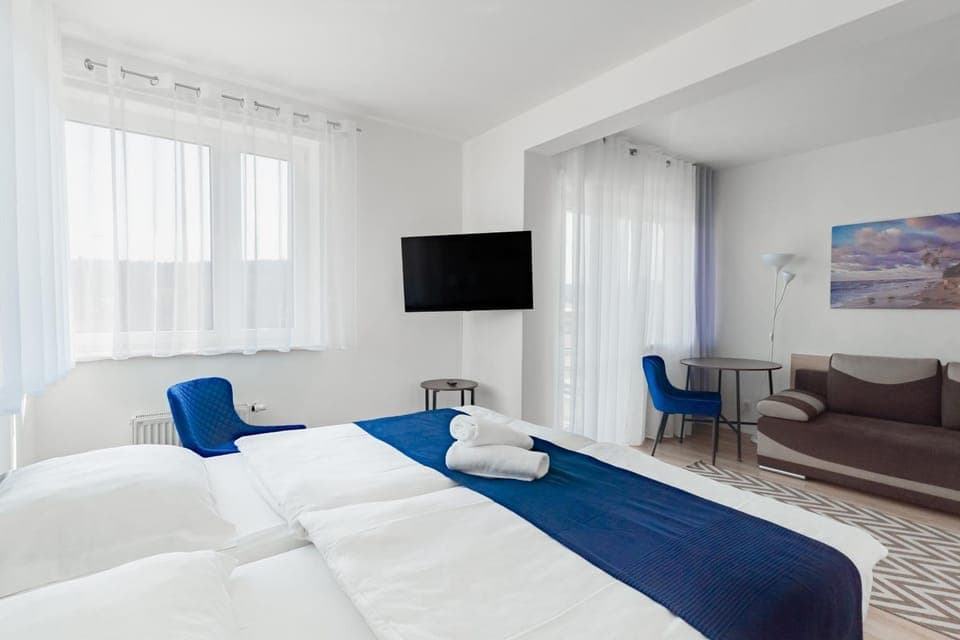 Property building, Photo of the whole room