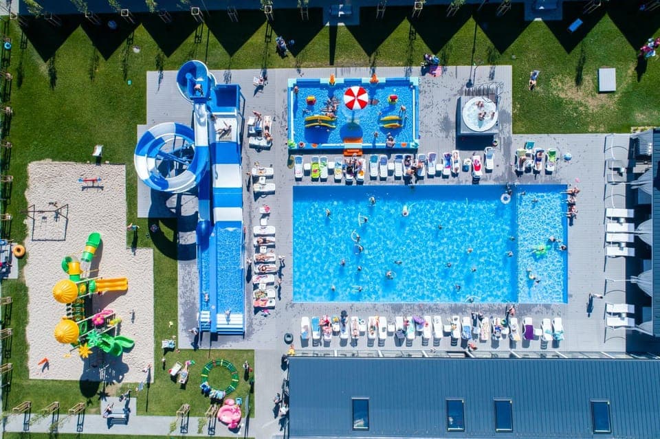 People, Bird's eye view, Pool view, Swimming pool, sunbed