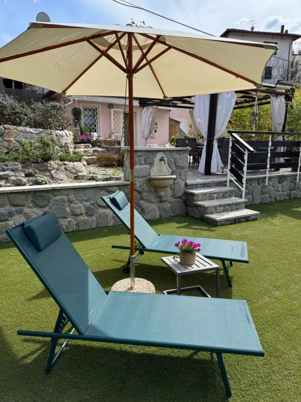 Spring, Day, Garden, Garden view, sunbed