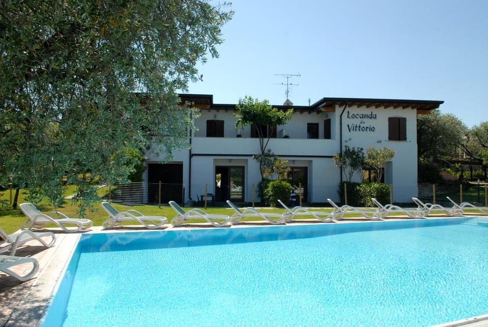 Swimming pool, Swimming pool