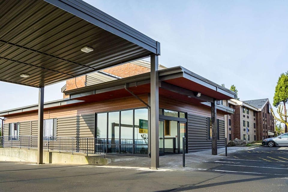 Property building, On site