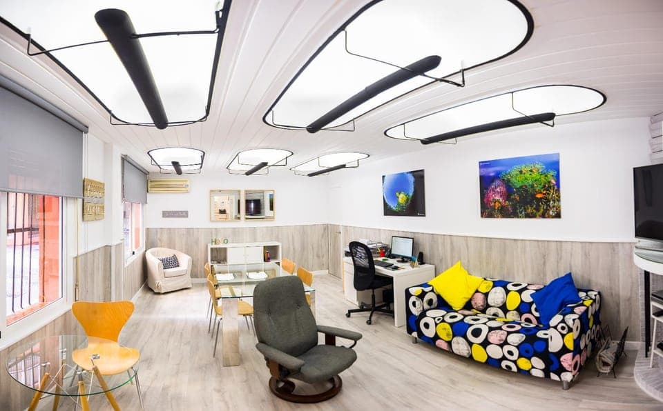 Communal lounge/ TV room