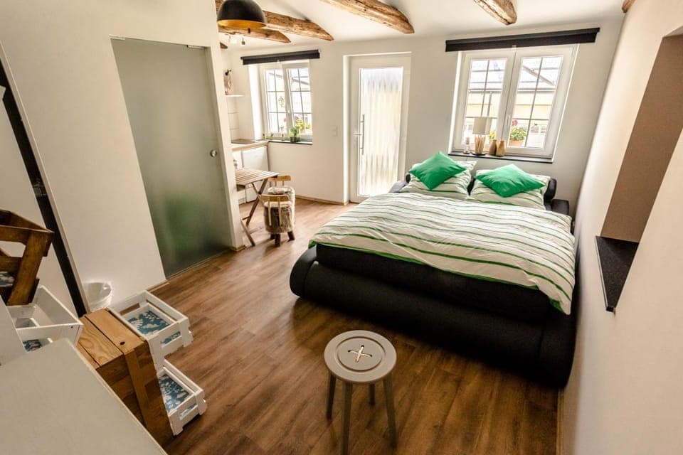 Living room, Bedroom