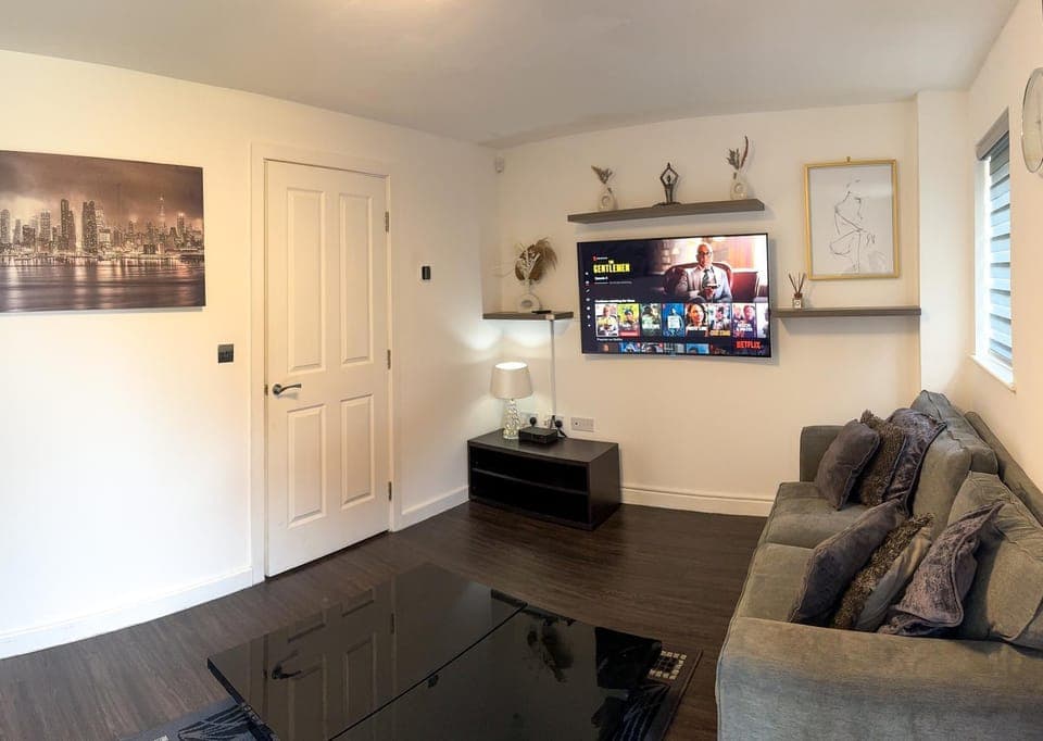 TV and multimedia, Living room, Seating area