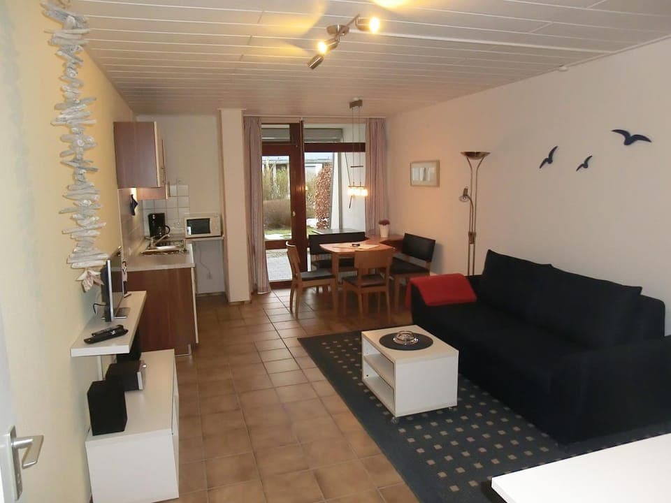 Living room, Photo of the whole room, Seating area, Dining area