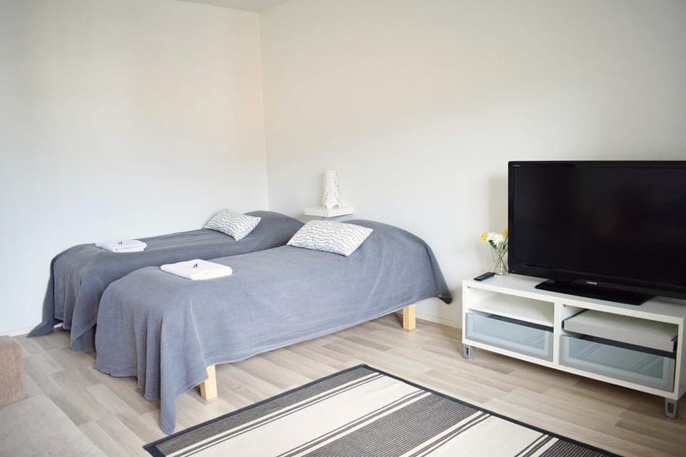 Bed, TV and multimedia